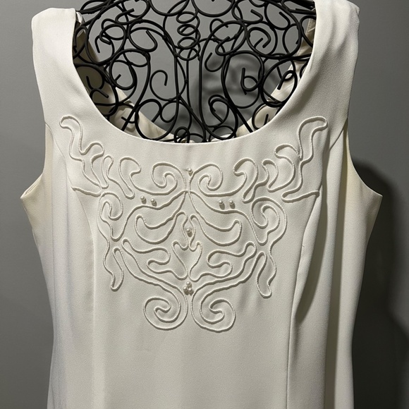 BEAUTIFUL GOWN & JACKET - Picture 5 of 10